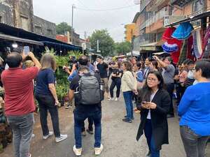 AUDIO: Controlan principio de incendio en centro de distribución de la ANDE en el Mercado 4 - Ancho Perfil - ABC Color