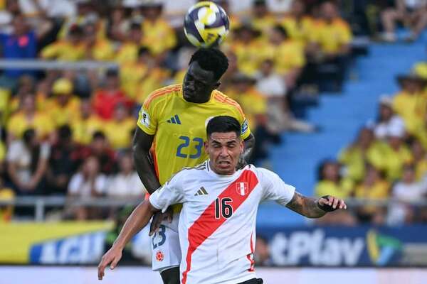 Colombia se enreda ante Perú en el empate sin goles en Barranquilla - Fútbol Internacional - ABC Color