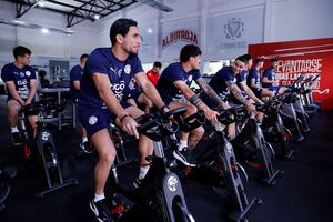 ¡Sin pausas! La Albirroja intensifica los trabajos para medir a Brasil | Unicanal
