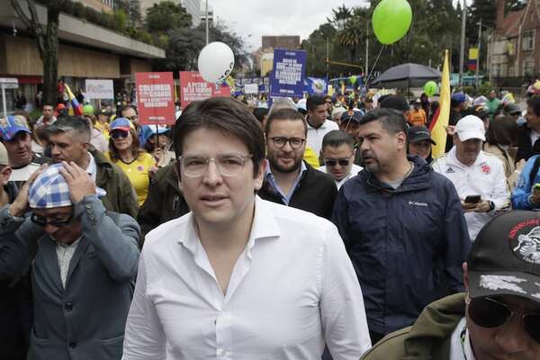 Hieren a bala a aspirante presidencial colombiano - Mundo - ABC Color