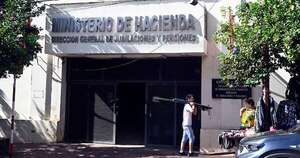Modelo actual de la Caja Fiscal es insostenible, aseguran - Económico - ABC Color