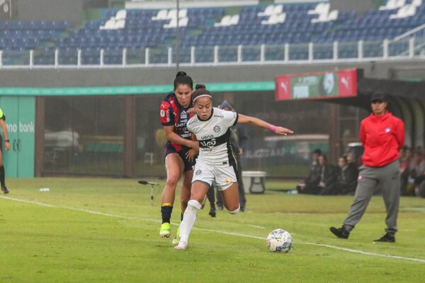 Versus / Olimpia y Cerro se reparten los puntos en el Superclásico femenino
