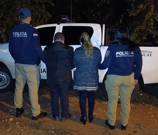 Padres del adolescente acusado de feminicidio, arrestados en San Bernardino