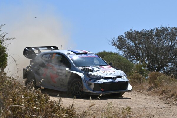 Versus / El francés Sébastien Ogier gana el Rally de Cerdeña