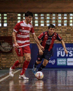 Afemec pierde el invicto ante Cerro, pero se mantiene en la cima junto a Olimpia - La Tribuna