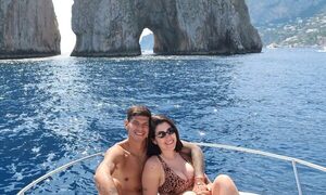 ¡Apénami! ¡”La Pantera” Morales llevó a su esposa a un destino paradisíaco!