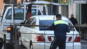 Advierten con multas de hasta casi G. 1 millón por estacionar sobre cruces de bicicletas y peatones