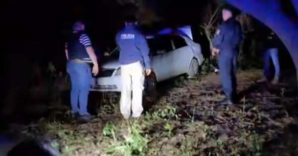 La Nación / Limpio: detienen a integrante de una banda de robacoches y recuperan dos vehículos