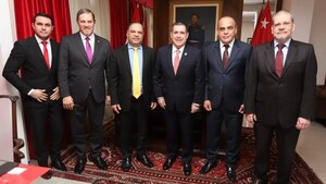 «Por razones éticas»: Mario Varela regresa a Fuerza Republicana tras dejar Honor Colorado