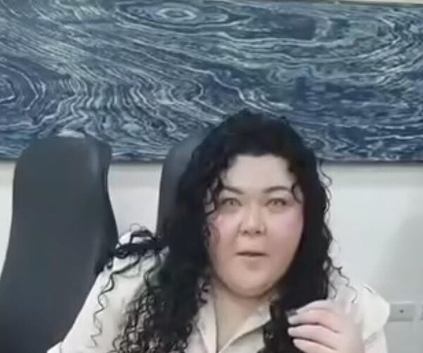 (VIDEO)Abogada de padres del adolescente feminicida causó polémica por presumir liberación de un “asesino”