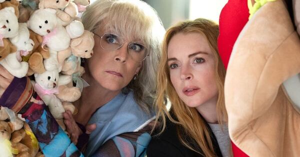 Diario HOY | Jamie Lee Curtis y Lindsay Lohan, de vuelta en el trailer oficial de “Otro viernes de locos”