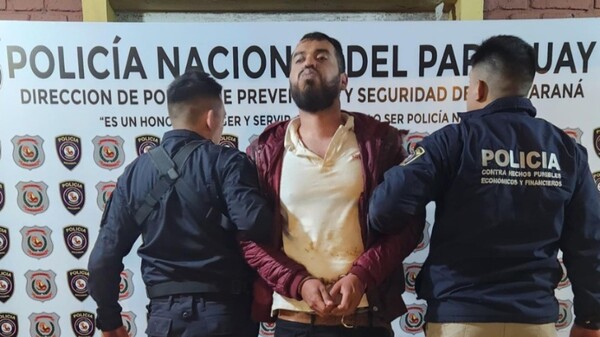Intentaron embestir patrullera y terminaron aprehendidos - ADN Digital