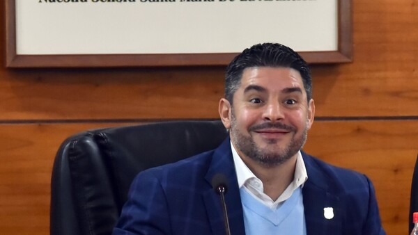 Organización amplía denuncia contra Nenecho por presuntas irregularidades en Cuenta Única
