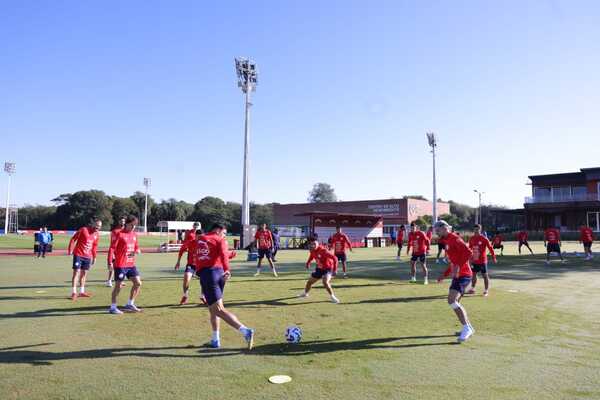 La albirroja cierra aprestos para enfrentar a Brasil - La Tribuna