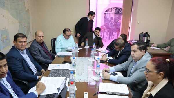 El cartismo dictamina por la intervención a Prieto y la oposición se prepara ante plan de destitución