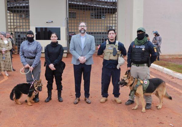El Ministerio de Justicia usará perros entrenados para mejorar la seguridad en penal - Judiciales.net