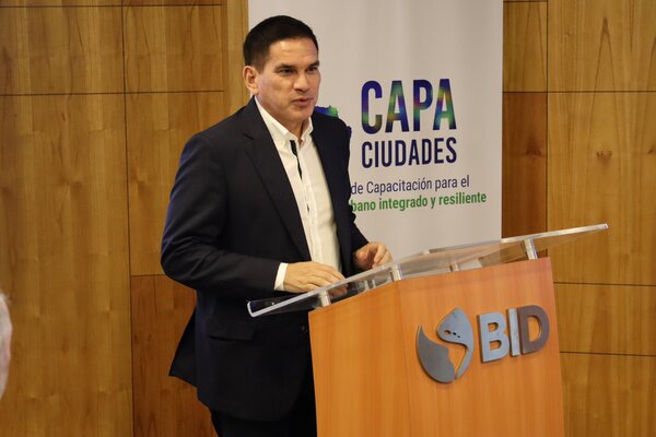 Presentan programa de capacitación gratuito enfocado en planificación urbana - .::Agencia IP::.