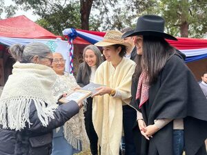 San Miguel: Gobierno declara Patrimonio Nacional al Ovecha rague y distingue a artesanas como Tesoros Vivos - .::Agencia IP::.