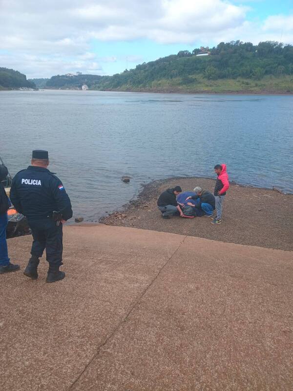 Adolescente reportado como desaparecido es hallado sin vida en río Paraná