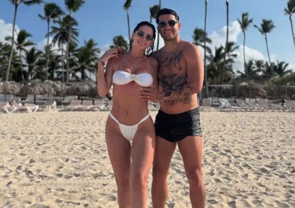 Las románticas vacaciones de “Tito” Torres con su esposa Stephi