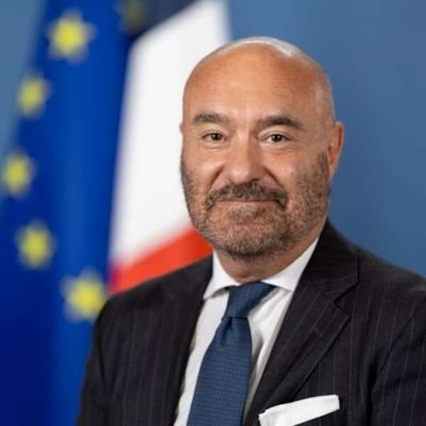Pedido de expulsión de embajador de Francia es “estupidez” y “adulonería”, según senador - Política - ABC Color
