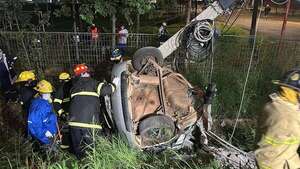 Trágico accidente en la autopista Ñu Guasu deja al menos un fallecido - Policiales - ABC Color