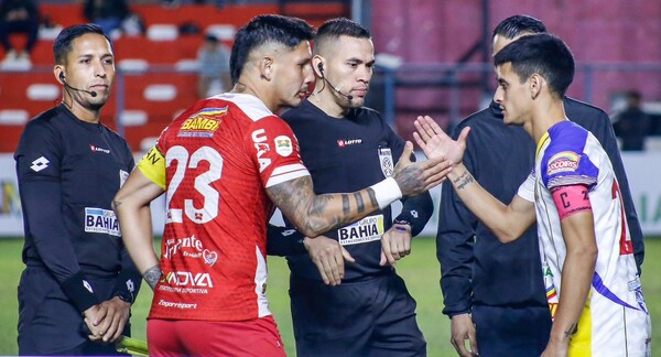 El "12" chaqueño queda líder único tras séptimo empate entre Fernando y Capiatá - La Tribuna
