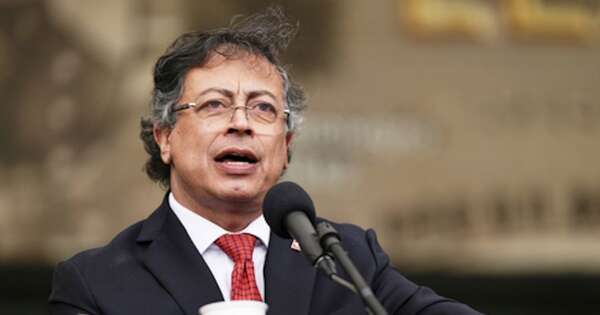 La Nación / Petro denuncia reducción de custodia de Miguel Uribe