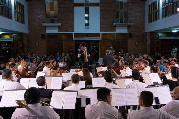 Concierto gratuito de la OSCA en la Parroquia de la Santísima Trinidad - Música - ABC Color