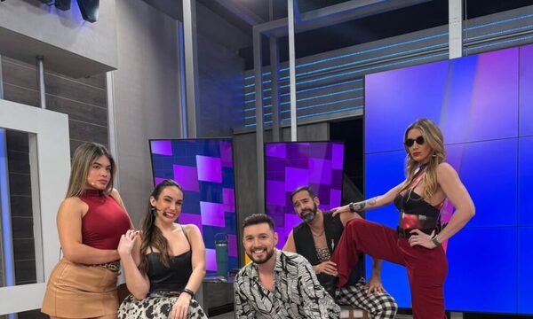 ¡Silvia Flores se despidió del programa “Kaos”!