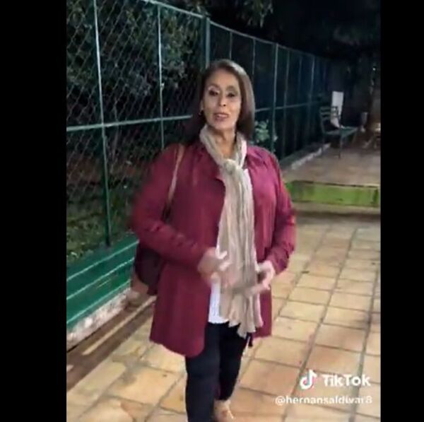 (VIDEO)¡Causó furor el increíble cambio de look que recibió “Ña Morena”!