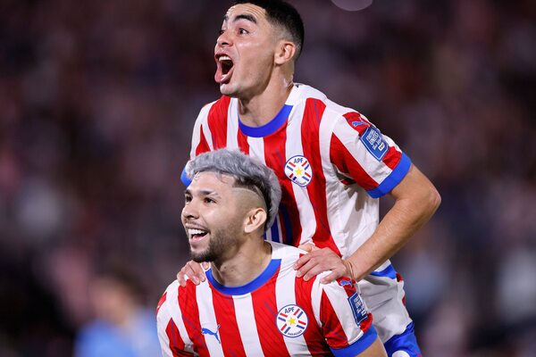 ¡Con la ilusión de clasificar al Mundial, Paraguay mide esta noche a Brasil! | Unicanal
