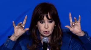 Cristina Fernández llama a sus seguidores a evitar que la arresten