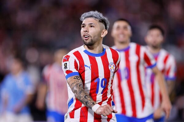 Jara Saguier: “Julio Enciso no tiene techo, está haciendo un gran torneo” - Portal Digital Cáritas Universidad Católica