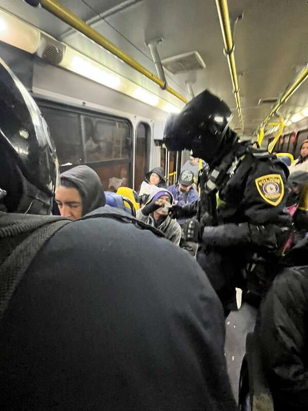 Control de pasajeros en transportes públicos: qué puede requerirte la Policía - Policiales - ABC Color