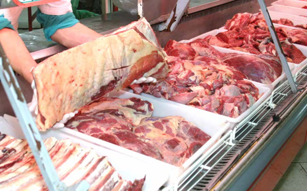 Fiebre Albirroja: supermercados esperan aumentar ventas y se alistan para el Día del Padre