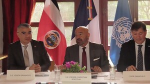 Embajador de Francia lamenta que sus expresiones sobre viajes de Peña hayan sido consideradas una crítica