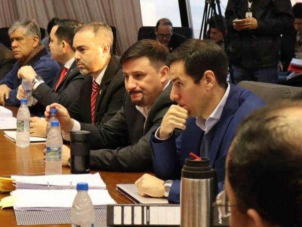 Publicar listas de funcionarios para pillar a planilleros - Portal Digital Cáritas Universidad Católica