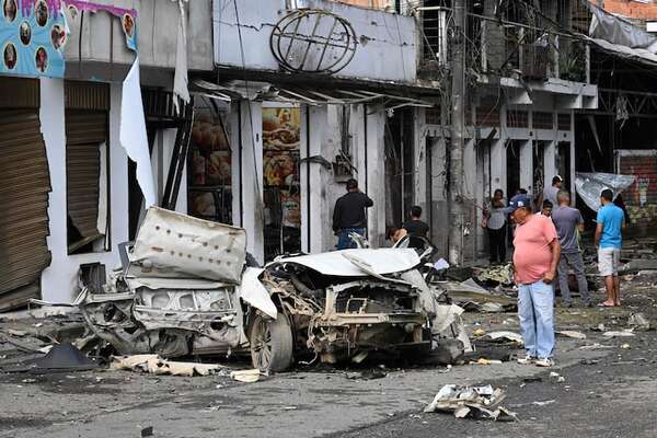 Dos atentados con carros bomba sin víctimas en el departamento colombiano del Cauca - Mundo - ABC Color