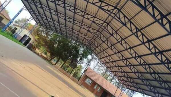 Director de un Colegio es denunciado por agredir a un alumno en el predio educativo - Nacionales - ABC Color