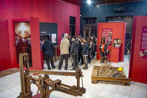 Jóvenes de Alto Paraná exploran los encantos turísticos de Encarnación