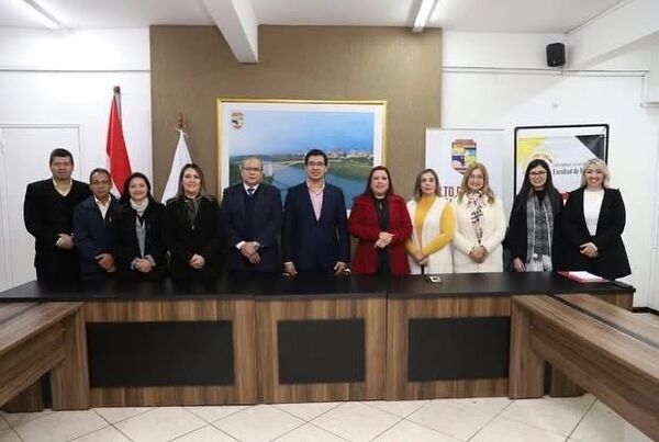 Establecen convenio para atención de Salud Mental