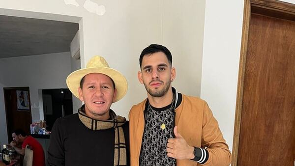 Chaqueñito dijo que quiere dar la mano a influencer: "Hablamos de emprendimientos"