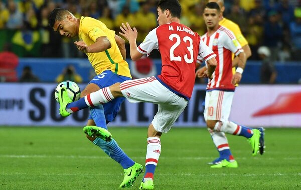 Versus / Paraguay busca romper el invicto de Brasil en el Neo Química Arena