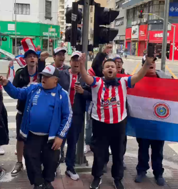 Miles de paraguayos apoyan a la Albirroja en suelo brasileño | Unicanal