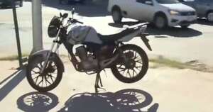 La Nación / Mujer falleció tras chocar su moto contra un camión en Asunción