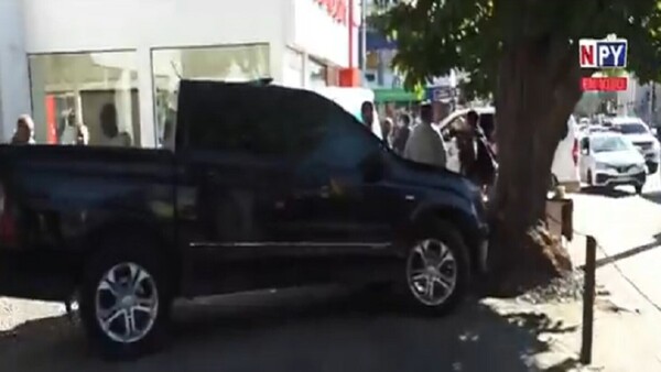 Mujer pierde la vida tras ser arrollada por un camión de gran porte en Asunción