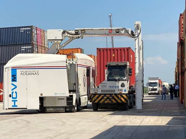 Compañía de remesa denuncia supuestas acciones arbitrarias de Aduanas - Economía - ABC Color