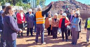 La Nación / El ministro Eugenio Jiménez supervisó la obra del nuevo juzgado en Fernando de la Mora