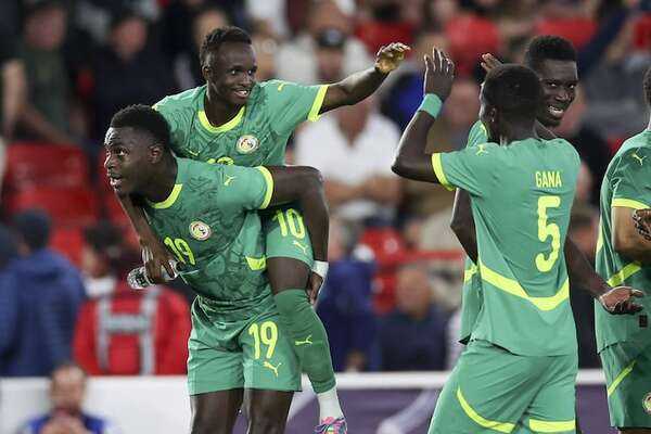 Inglaterra cae ante Senegal y genera duras críticas - Fútbol de Intermedia - ABC Color
